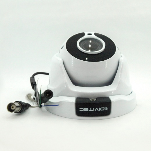 Компактная купольная мультиформатная камера DIVITEC DT-AC0214DVF(S)-I3