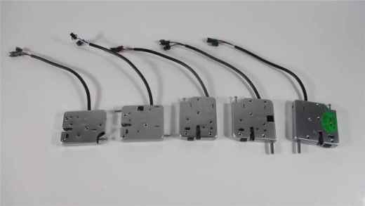 Купить DIVITEC DT-S1406G Электронный замок для распашных стеклянных дверей шкафов, витрин и т.д. в Москве.
