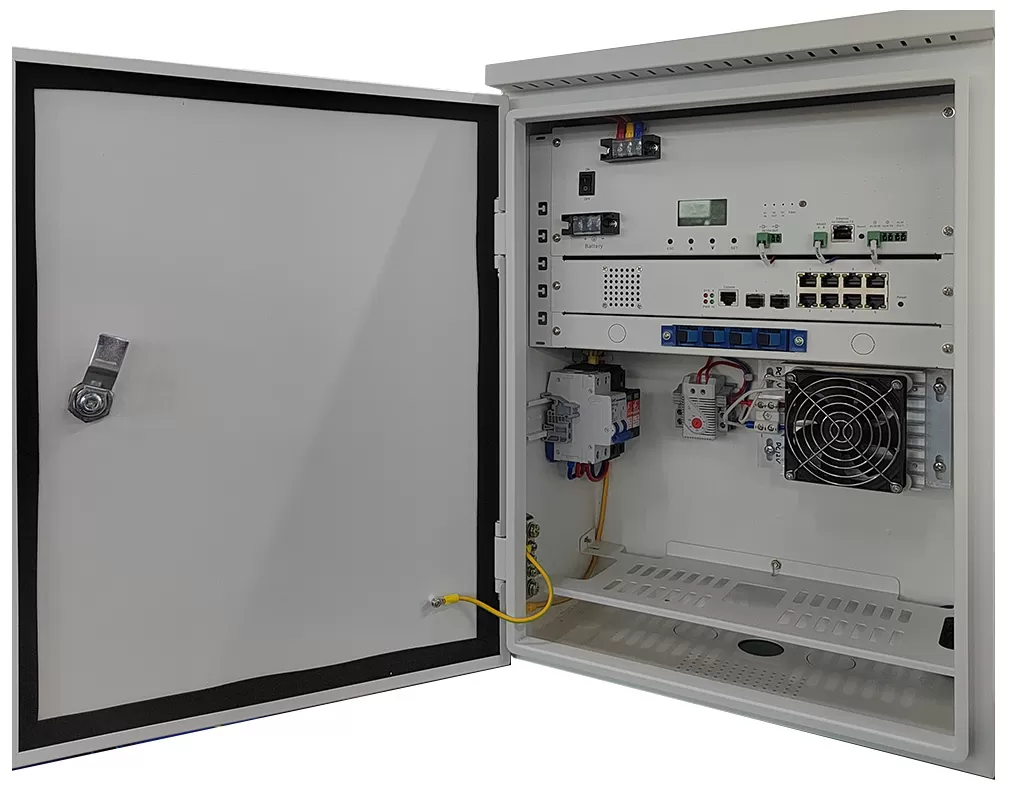 Купить DIVITEC DT-8PG2SFP-S-L2-UPS-SUN-WP Уличный узел доступа с питанием от солнечных батарей в Москве.